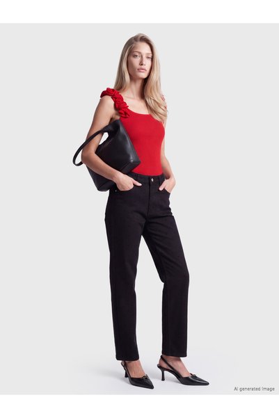 LC Waikiki Λαμπερές επιλογές από το Shining Store: Straight Jean