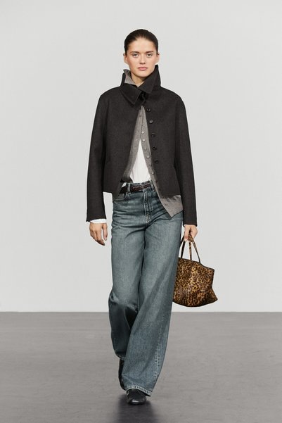 Massimo Dutti Dik yaka detaylı kısa ceket