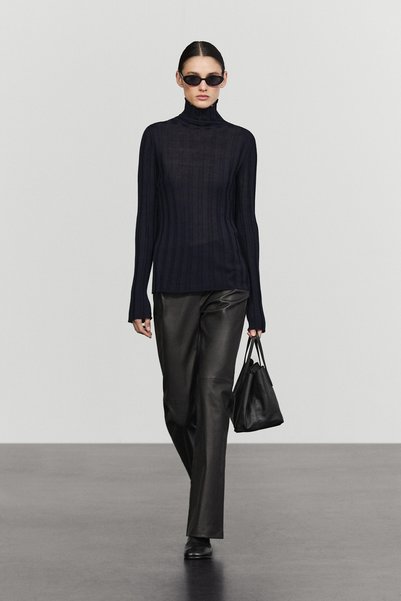 Massimo Dutti Ribanalı dik yaka triko kazak