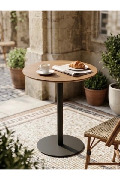 IN HOME STORE طاولة جانبية دائرية بتصميم عصري وقاعدة معدنية متينة