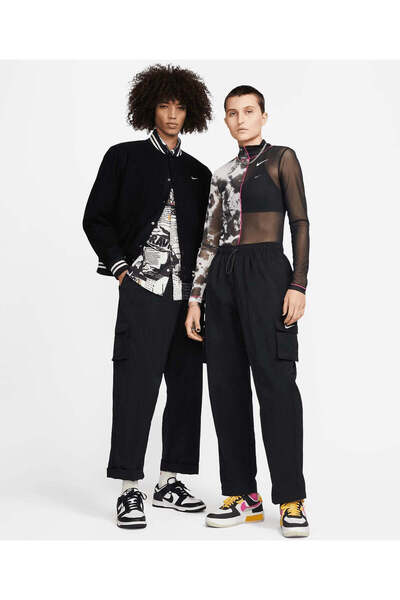 Nike SPORTSWEAR ESSENTİAL BOL KESİM KARGO PANTOLON