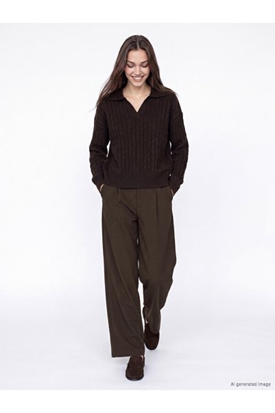 LC Waikiki Rmz Gi̇yi̇m Farkiyla Loose Fit Women's Pleated Fabric Trousers