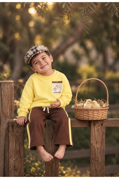 Mini Moos Unisex Molang Always Detaylı Sarı Pamuklu Sweatshirt & Kahverengi Ş...