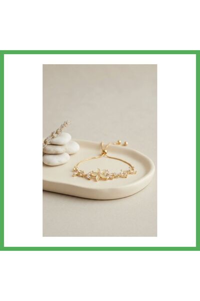 Nur store Çanta Gold-Colored Brass Bracelet with Mother-of-Pearl and Zircon S...