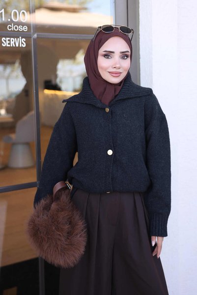 İmajButik كارديجان تريكو بنسيج ناعم ولون أنثراسايت مع أزرار.