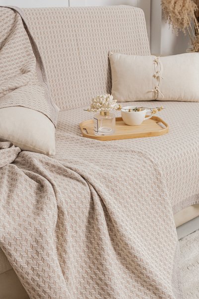 Lux Touch غطاء مقعد بتصميم ميلا زيكزاك يغطي الجزء الخلفي. |   أريكة، ديفان، س...