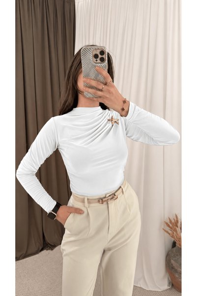 Hepsi Moda Sandy Blouse with Star-Shaped Buckled Shoulder Pads - Cvx - White