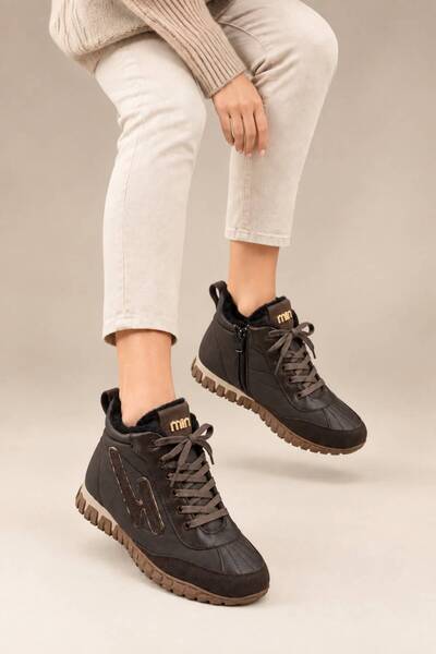 akix Women's Sneakers Boots with Fur-Lined Hidden Heels