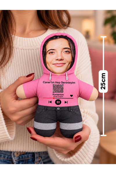 Cömert Hediyelik Eşya Kişiye Özel Spotify QR Kodlu Peluş Oyuncak Yastık Sevgi...