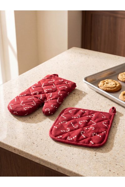 LC Waikiki Oven Mitts and Potholders with Cane Motifs for Style-Conscious Sho...