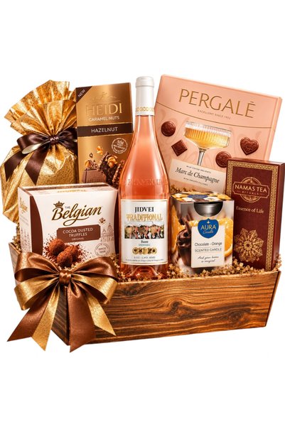 CADOURI RAFINATE Coș cadou elegant - Cadoul perfect