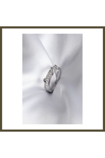 northcity n Silver-Toned Rice-Patterned Waterway Ring with Zircon Stones for ...