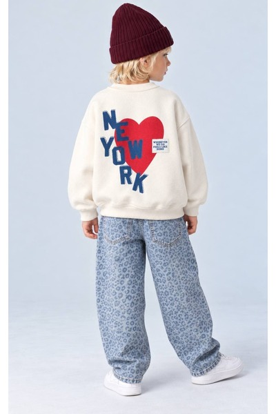 Patriko KZI BOYS' PRINTED SWEATSHIRT AND LEOPARD-PRINT DENIM PANTS SET