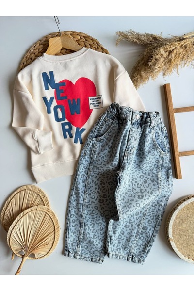 Patriko KZI BOYS' PRINTED SWEATSHIRT AND LEOPARD-PRINT DENIM PANTS SET