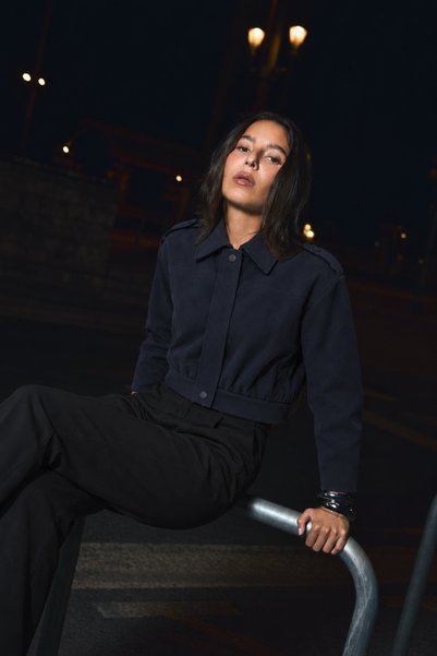 DAMGA JEANS Women's Navy Blue Button-Up Cropped Jacket with Shoulder Detail