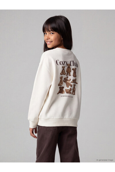 LC Waikiki Lcw Kids Ecru Printed Girls' Thick Sweatshirt with Nevavm Design.
