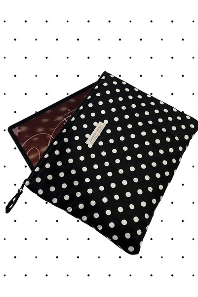 Polka Dot Kapitone Tablet Çantası