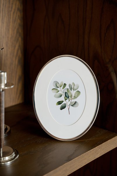 Dekorzdükkan Aden Silver Oval Metal Fotoğraf Çerçevesi