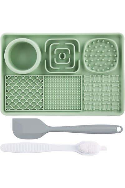AOMIGE Slow Feeder Lick Mat for Dogs & Cats,Licking Pad with Scraper&Brush,Si...