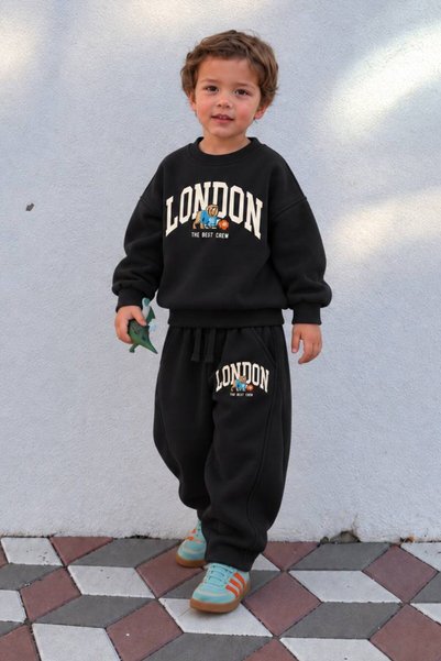 NOBLEKIDS Children's london sweatshirt and barrel sweatpants, black.