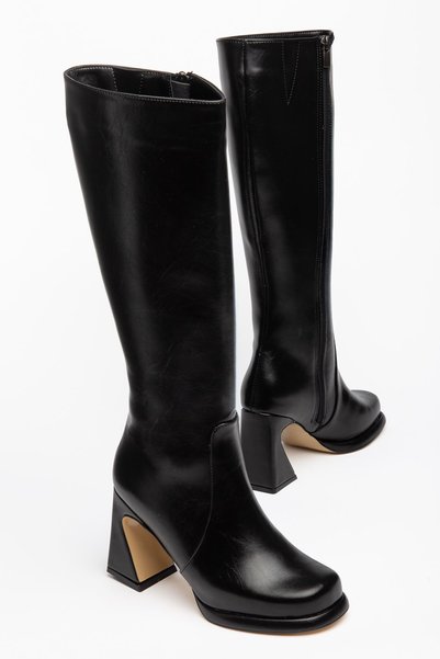 Hayalimdeki Ayakkabı Deris Women's Black Shiny Leather Special Design Platfor...
