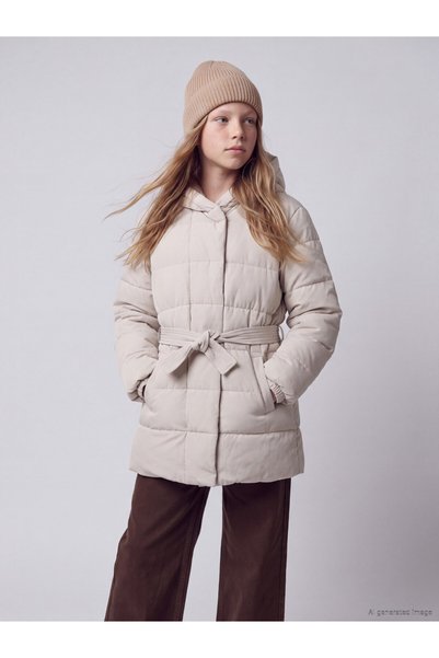 LC Waikiki Hooded Girl's Puffer Coat from Uzg Store for Style Enthusiasts