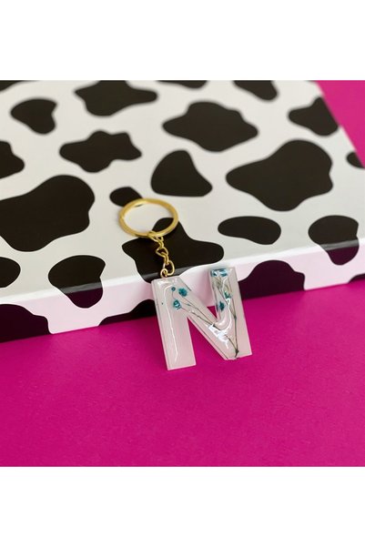 Gift Moda White Epoxy Keychain with Special Real Dried Flowers