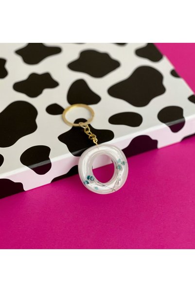 Gift Moda White Epoxy Keychain with Special Real Dried Flowers