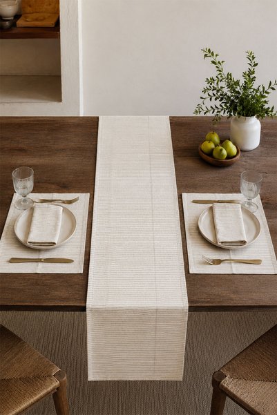 Nazik Home Lozano Stain Resistant, Hassle-Free American-Style Table Runner Se...