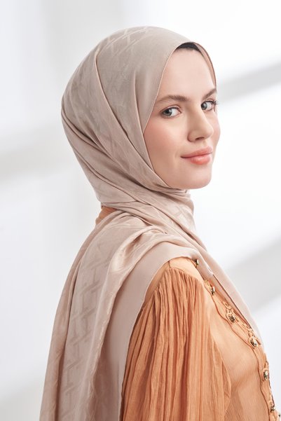 ARMANDA SOLEA JACQUARD NORA PATTERNED SCARF - NUDE