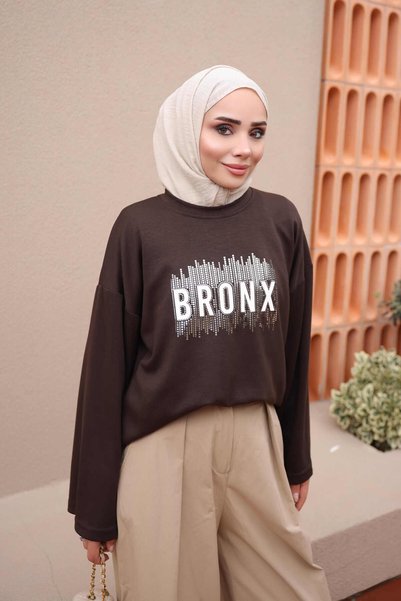İmajButik Brown Sweatshirt with Stone Embellishments and Text Details on the ...