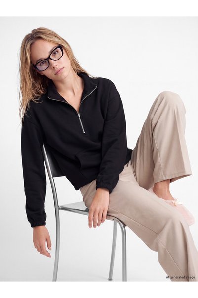 LC Waikiki LCW Young Black Solid Long-Sleeve Women's Pajama Top, Featuring th...