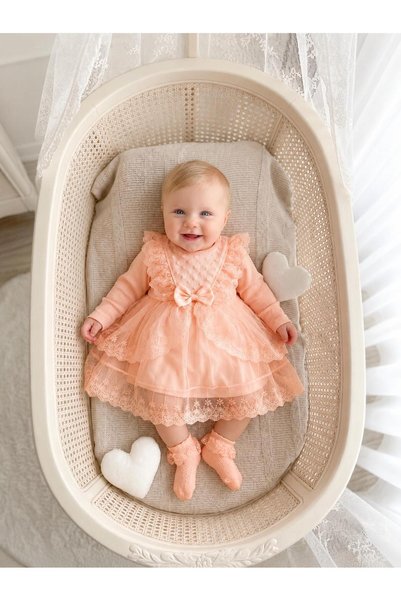 Bebila Baby فستان مولودة للبنات مع وشاح، مزين بالدانتيل، مناسب للخروج من المس...