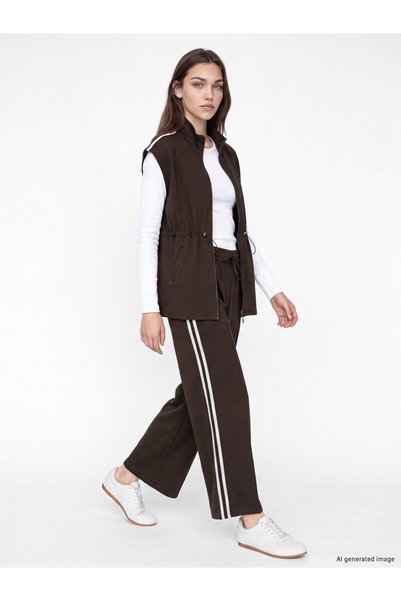 LC Waikiki I Soft Touch Women's Sweatpants with Stripes on the Sides from Fre...