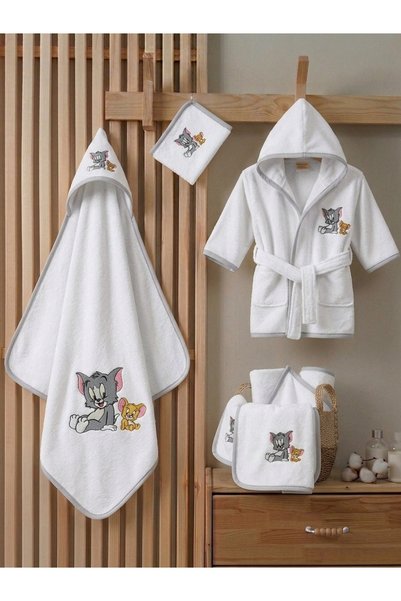 Özdilek Tom and Jerry Disney-Licensed Newborn Baby Set