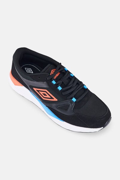 UMBRO Men Pang II Lace Up Outdoor Shoes, Black