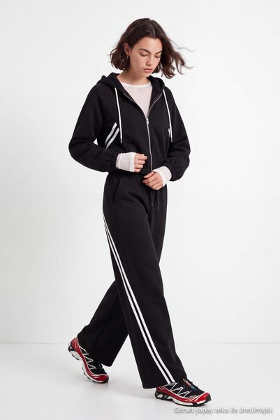 TRENDYOLMİLLA Siyah Regular Kalıp Kapüşonlu Fermuarlı Wide Leg Soft Touch Örm...