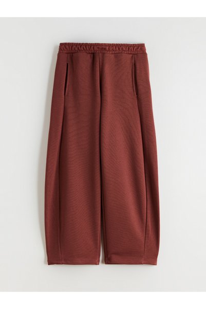 LC Waikiki Trendy Picks from Kübra Butik: Girls' sweatpants with a drawstring...