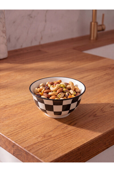 LC Waikiki Trendy Picks from Kübra Butik: Checkered-Print Ceramic Bowl