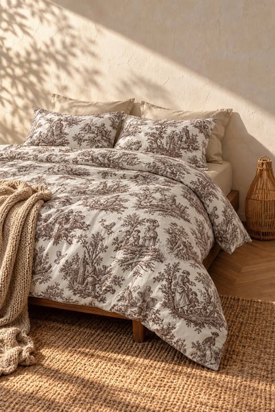 NESCO Kahverengi Toile King Size 220x240 Nevresim Takımı | 180x200x30 Lastikli Bej Çarşaf + 4 Yastık