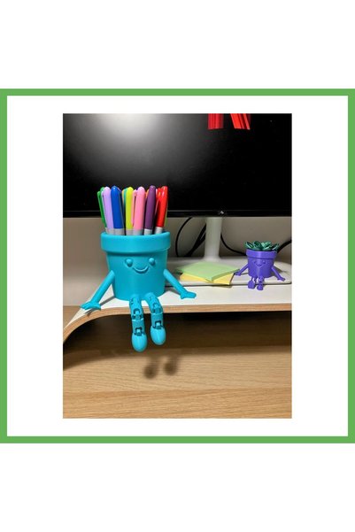 TheGencoo 3D-Printed Moving Smiling Pencil Holder - Articulated Desktop Organ...