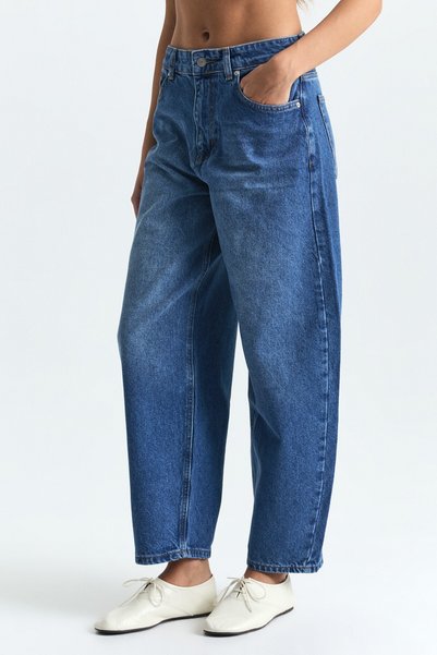 Antioch High-Waisted Balloon Jeans