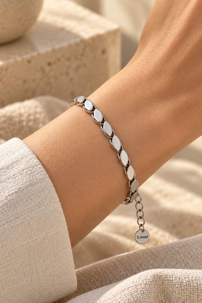 Rua Jewelry Steel Silver Laurel Almond-Shaped Modal Bracelet, 6 mm | Tarnish-...