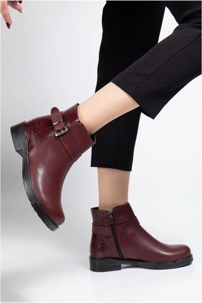 Nur store Çanta Women's Crocodile-Print Zip-Up Buckled Daytime Boots · Color:...