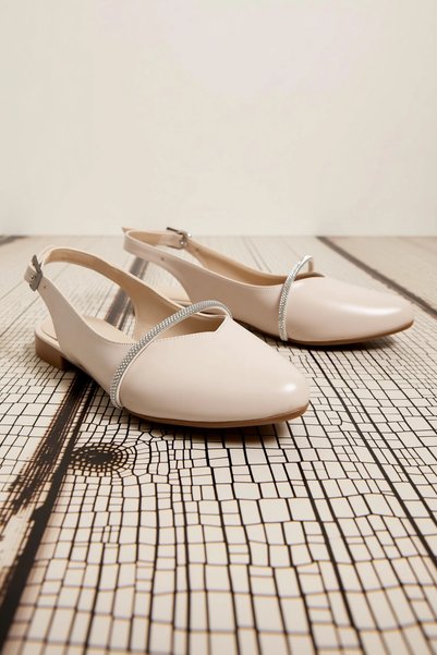 BENERLY Women's Buckled Orthopedic Comfortable-Soled Ballet Flats with Stone ...