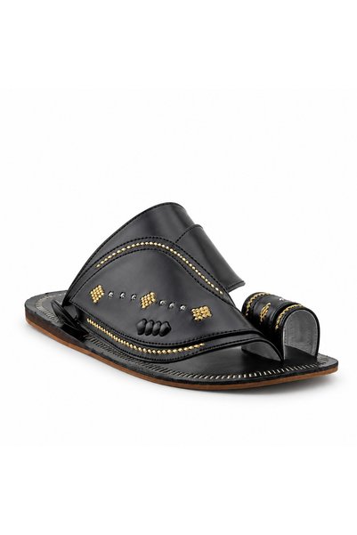 Al fanoos Gold-Stitched Arabic Sandals for Men