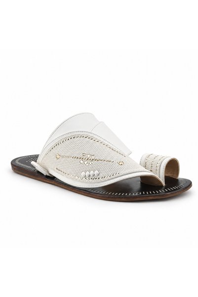 Al fanoos Hand-Stitched Arabic Sandals for Men
