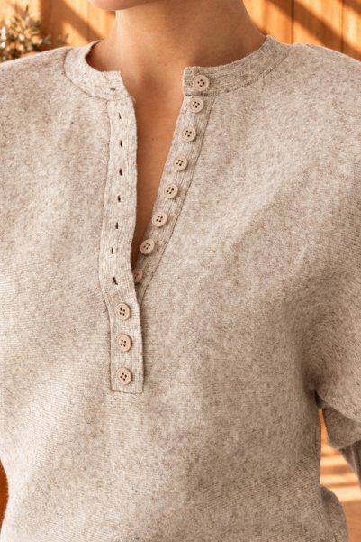 studio fashion 1988 Light Beige Premium Button-Up Short-Sleeve Wool Blend Swe...