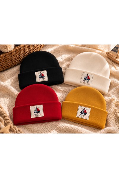 ygz junior 4-Pack Set of Ribbed Knit Beanies