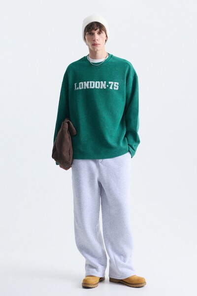 VAMOSCLO Textured London-Printed Sweatshirt